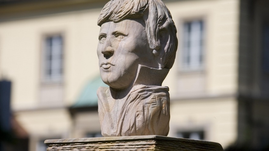 Alexander von Humboldt-Büste im Kurpark Bad Steben